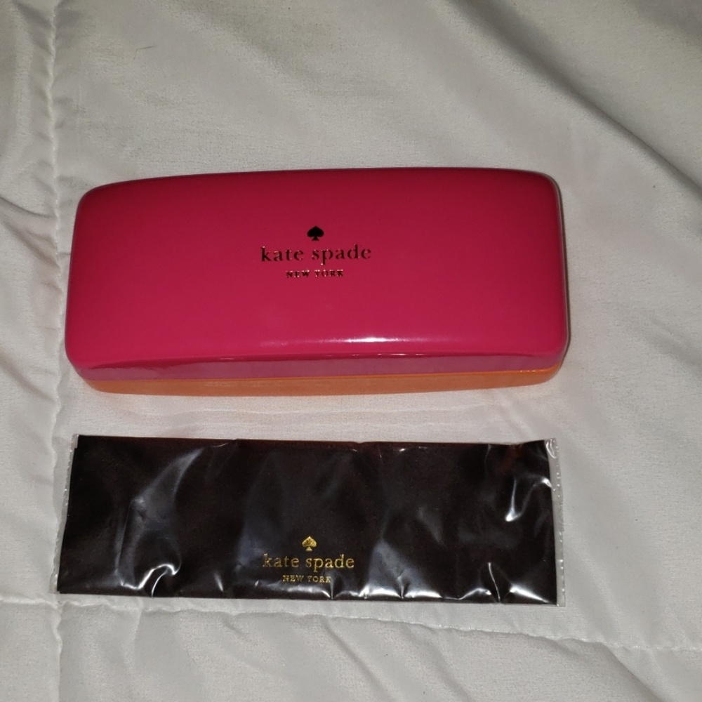 Kate Spade eye / sun glasses case